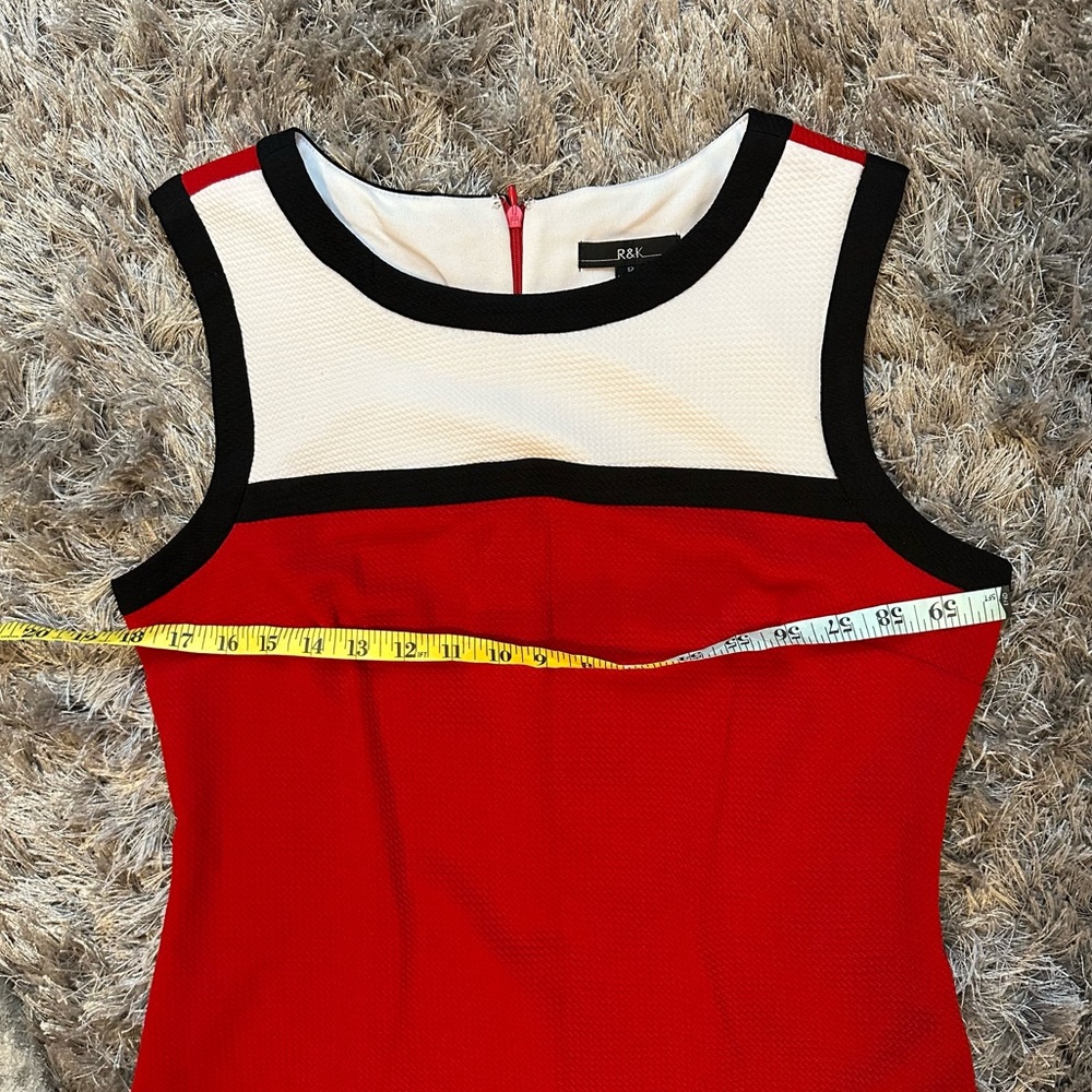 Color Block Sleeveless Dress - R&K - Picture 12 of 13